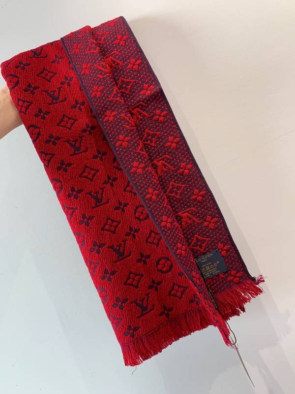 Louis Vuitton Scarf LVC00472